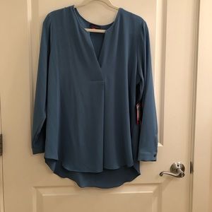 Vince Camino blue blouse, long sleeve